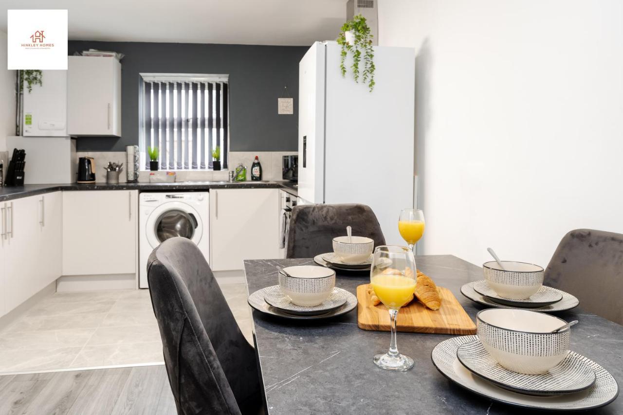 Immaculate 4 Bed In Liverpool By Hinkley Homes Short Lets & Serviced Accommodation מראה חיצוני תמונה