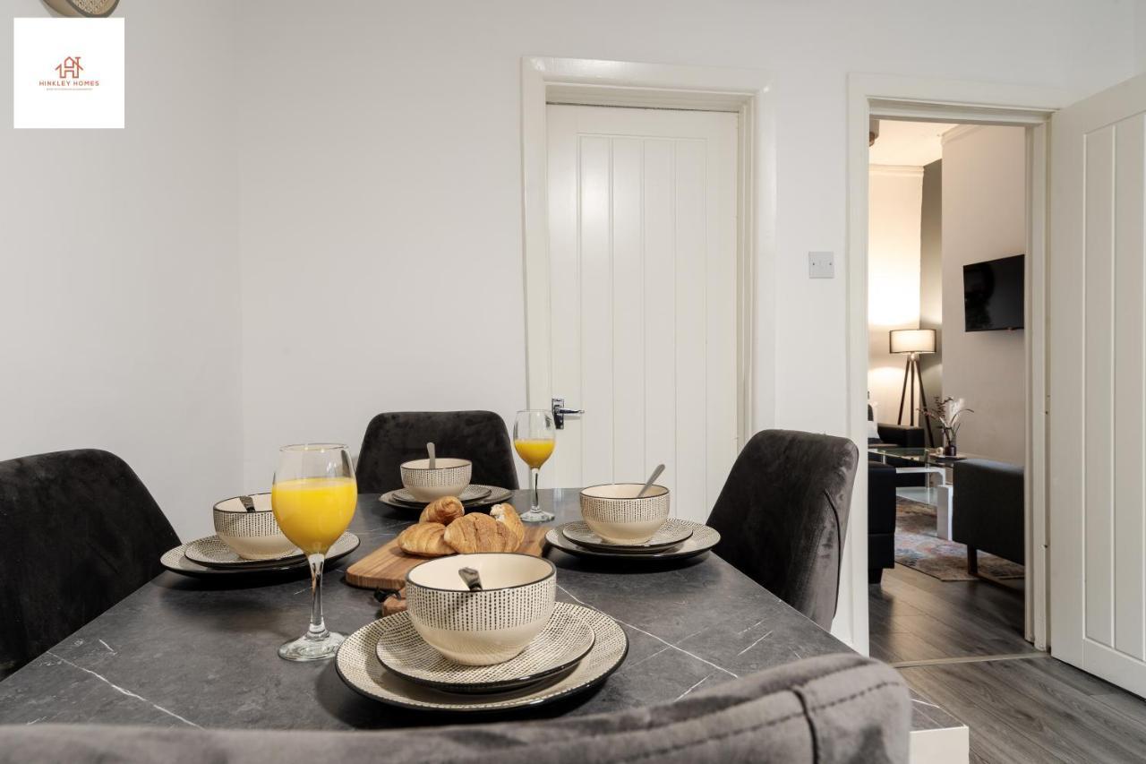 Immaculate 4 Bed In Liverpool By Hinkley Homes Short Lets & Serviced Accommodation מראה חיצוני תמונה