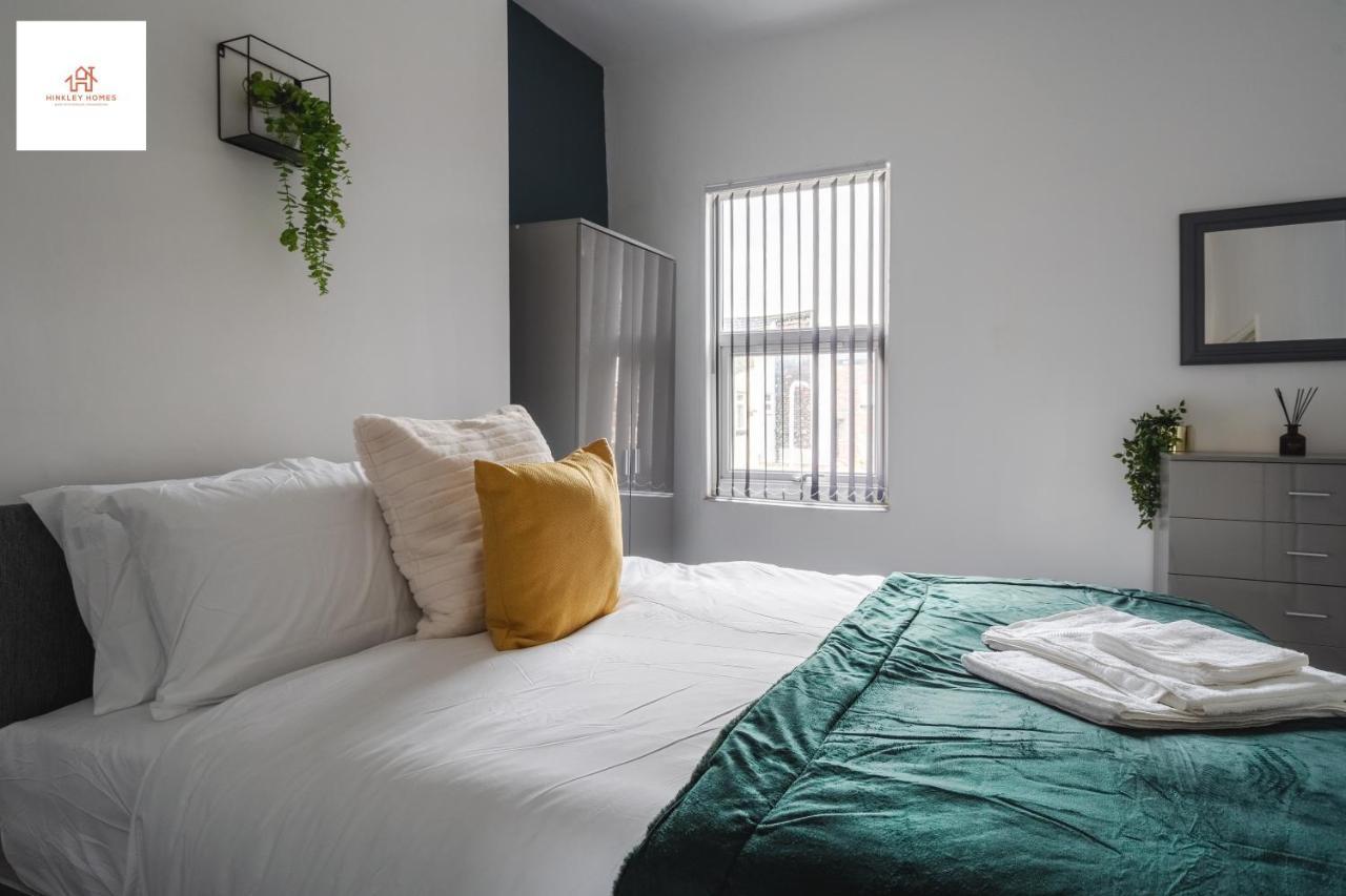 Immaculate 4 Bed In Liverpool By Hinkley Homes Short Lets & Serviced Accommodation מראה חיצוני תמונה